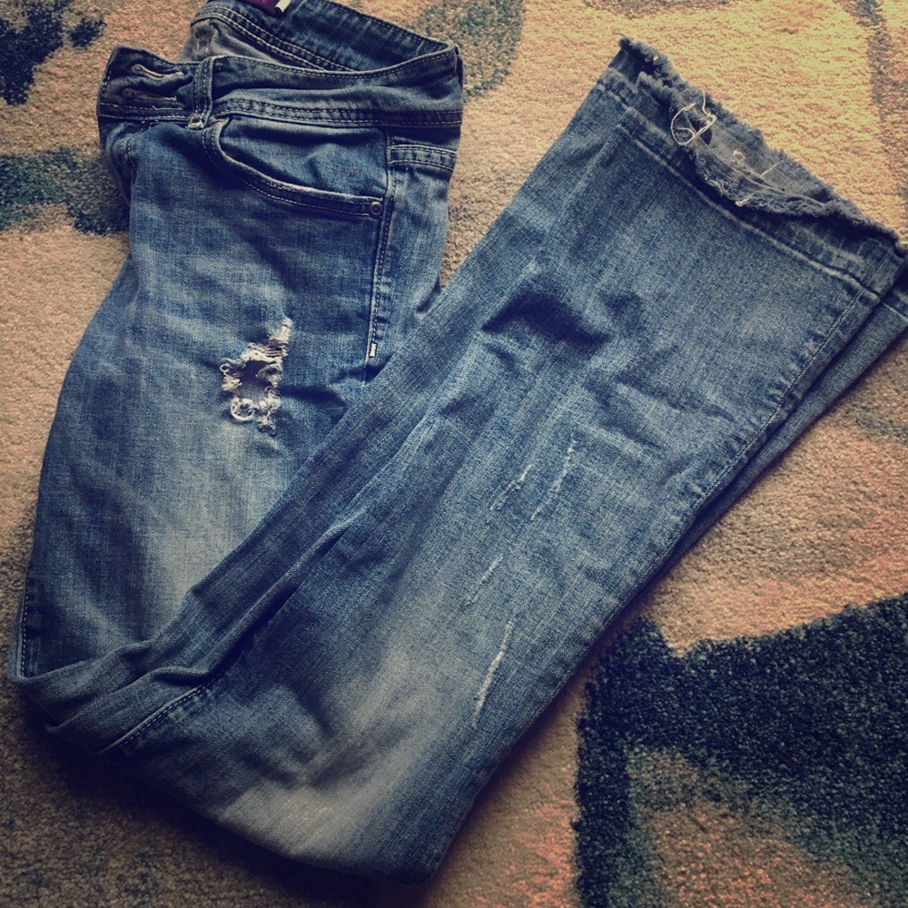 Distressed Jeans